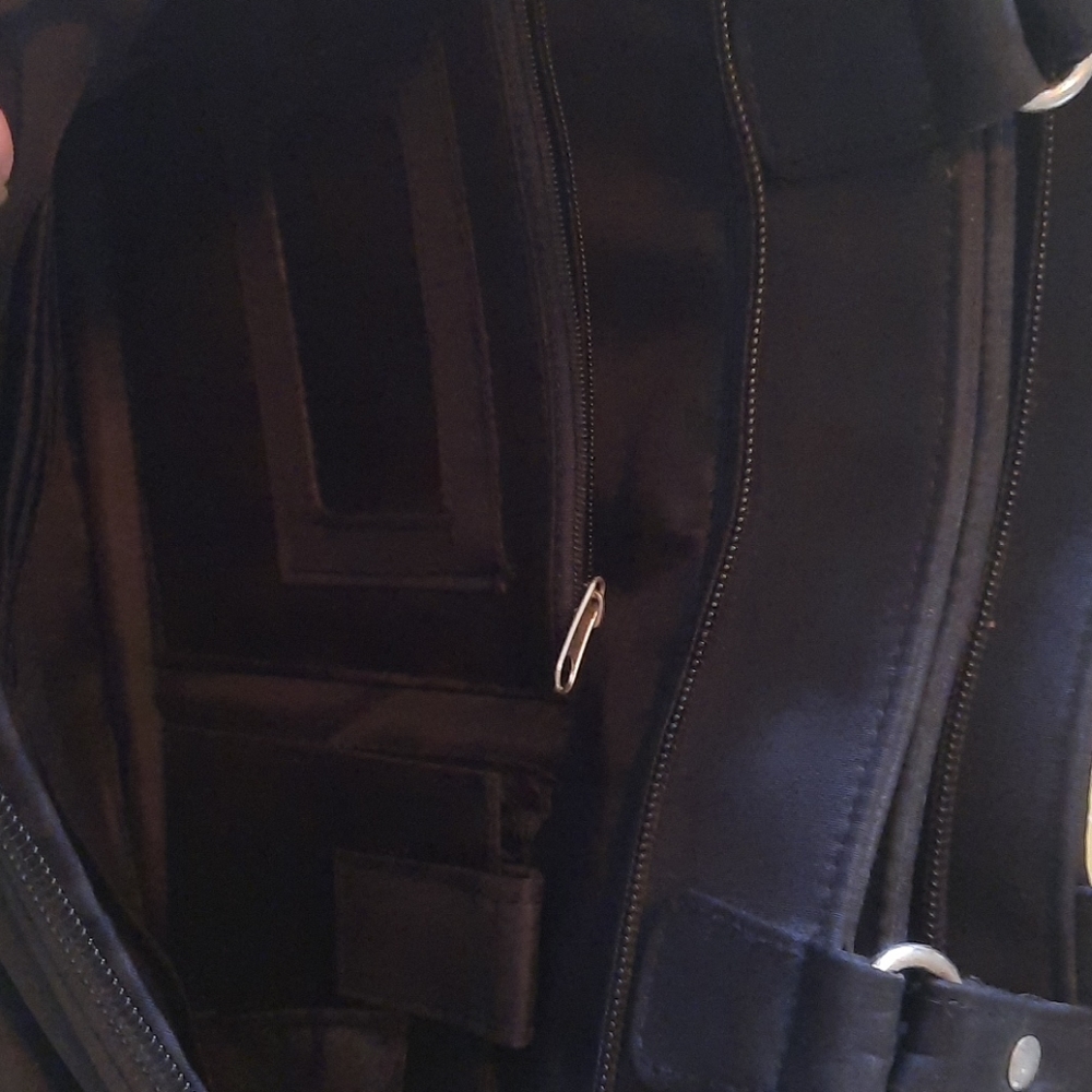 Purse - Picture 2 of 4